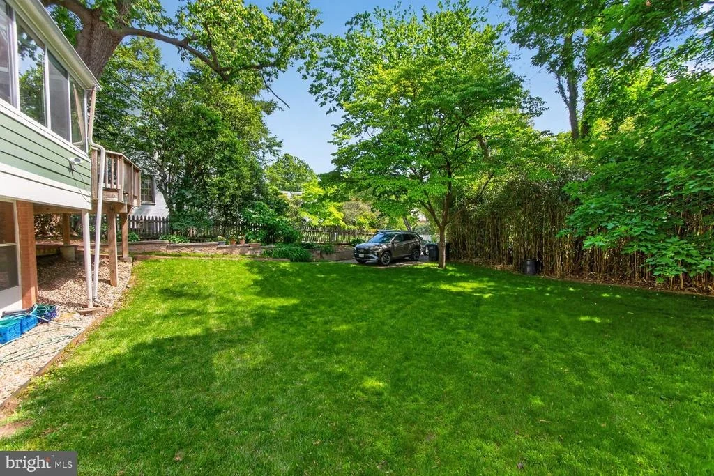 Photo of 4605 RENO ROAD NW