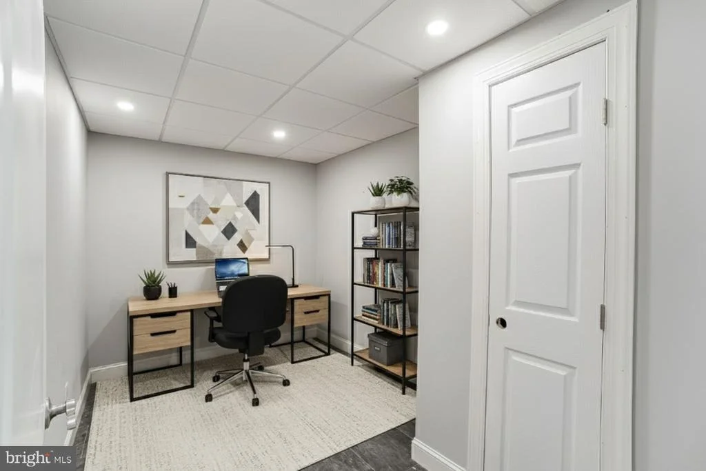 Photo of 33015 FOREST KNOLL DRIVE