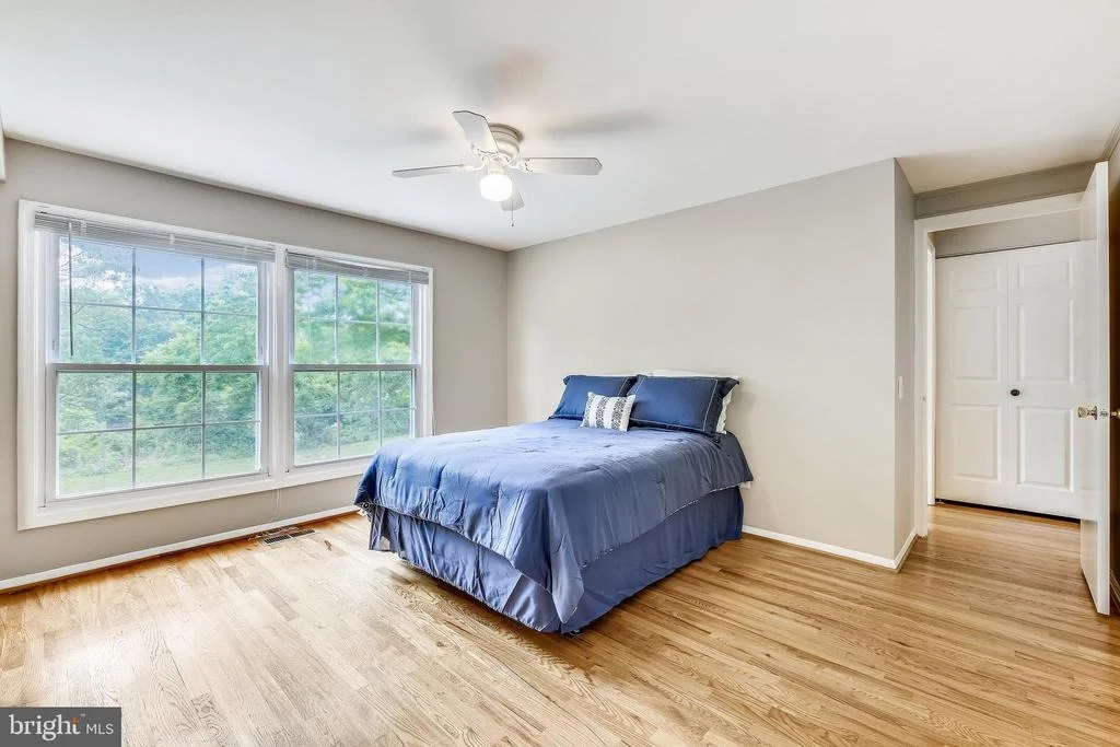 Photo of 2417 NEES LANE