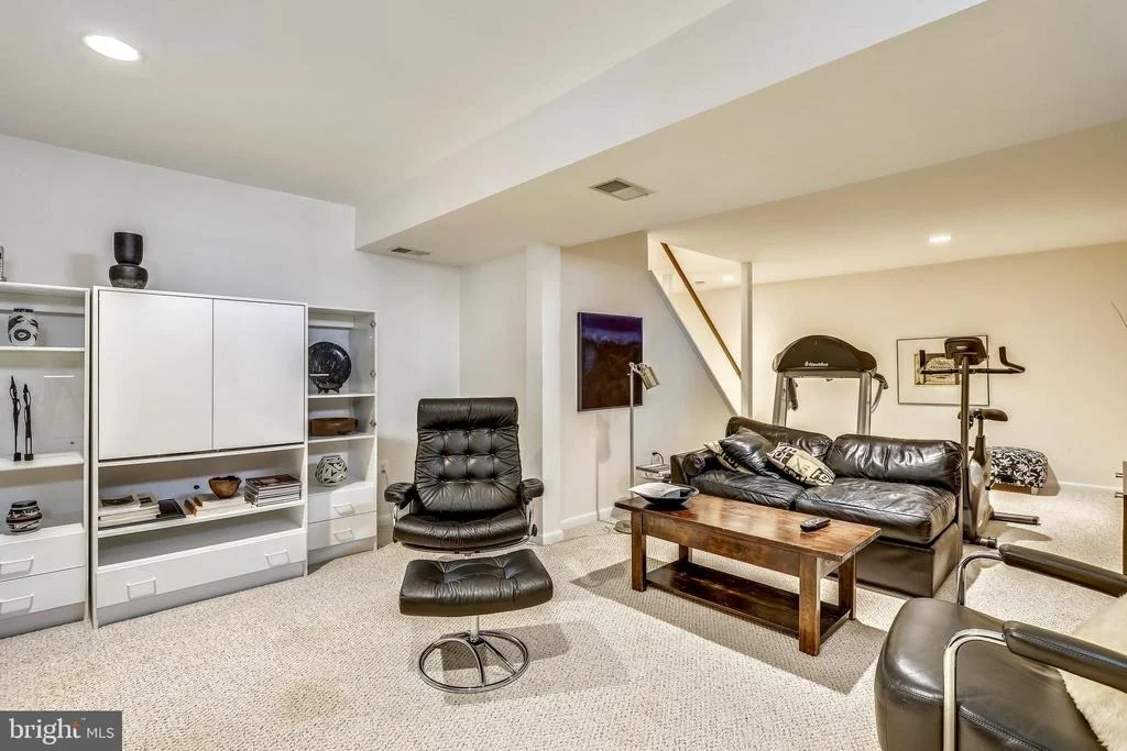 Photo of 17703 GLOBE THEATRE DRIVE