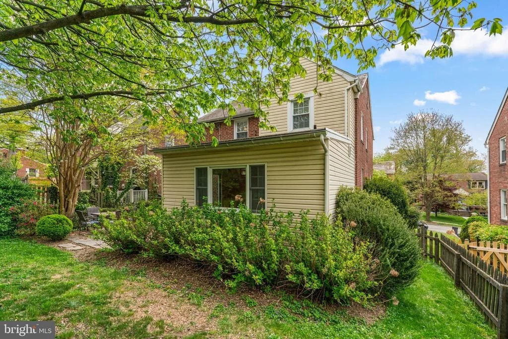 Photo of 636 OVERBROOK ROAD