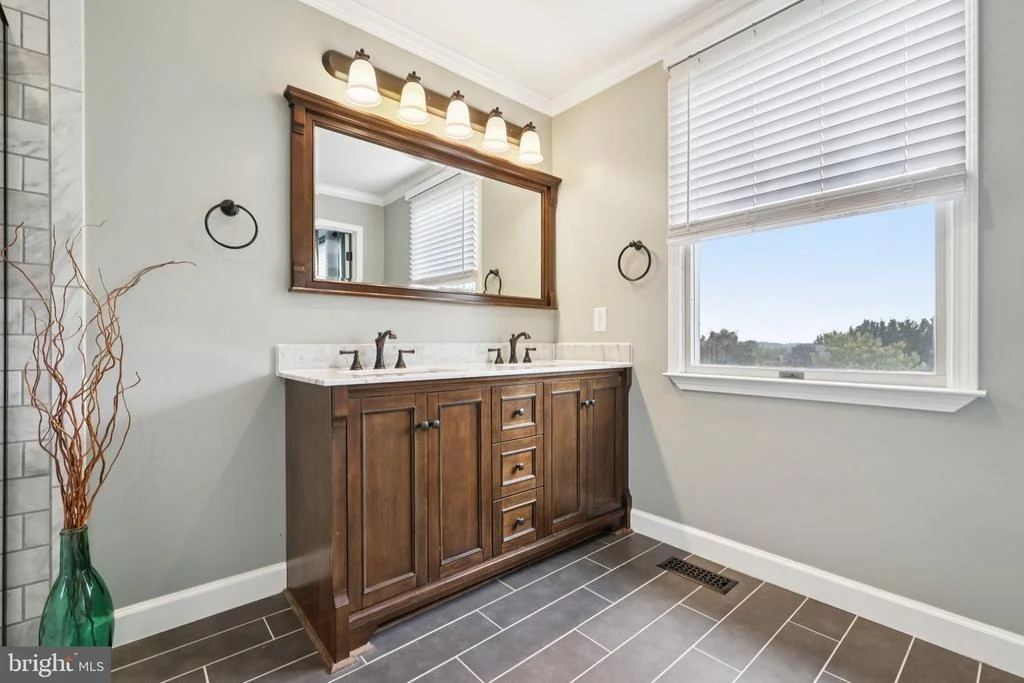 Photo of 2659 LESLIE ROAD