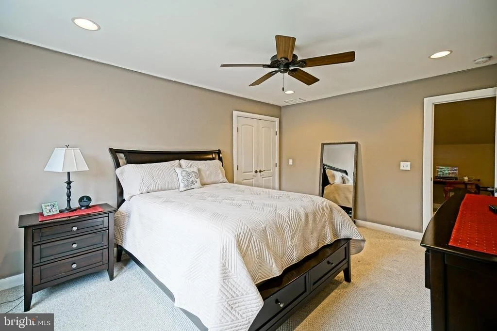 Photo of 35494 RED TAIL ROAD