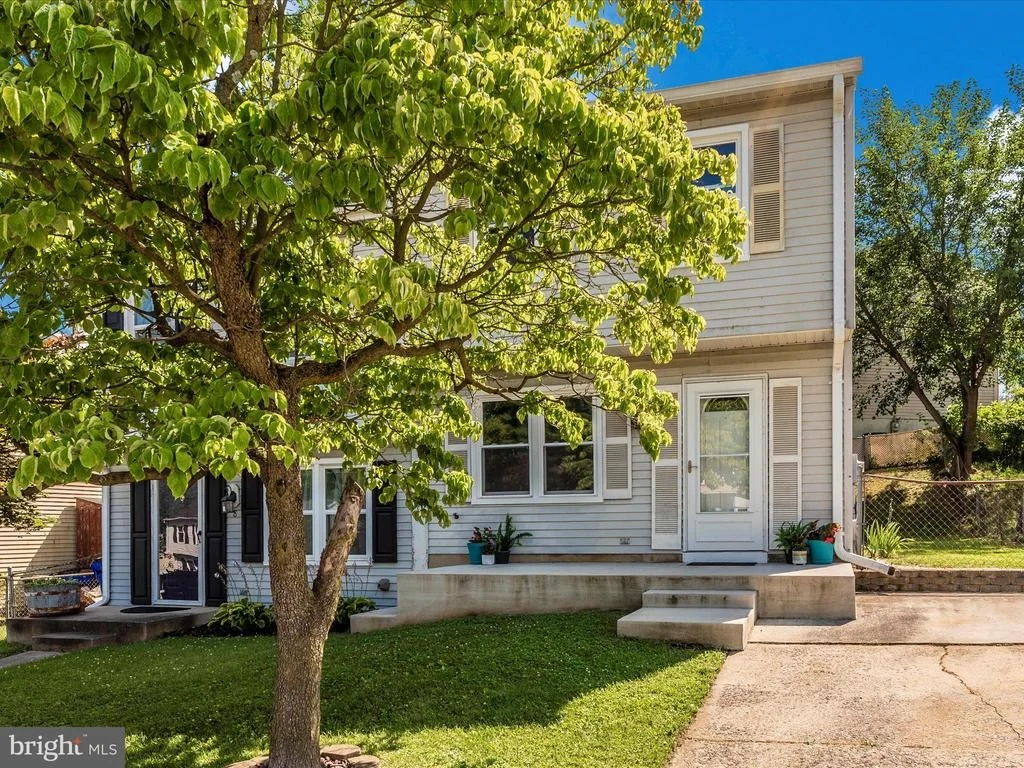 Photo of 6 WENNER DRIVE