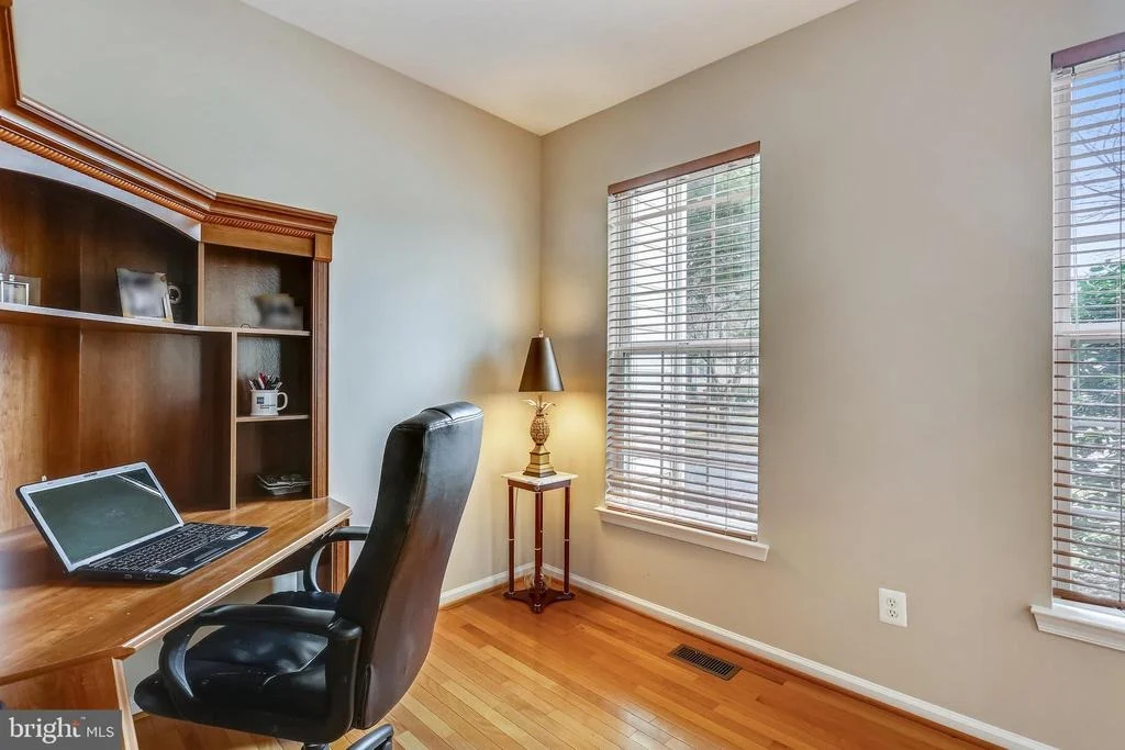 Photo of 8203 STRINGFELLOW PLACE