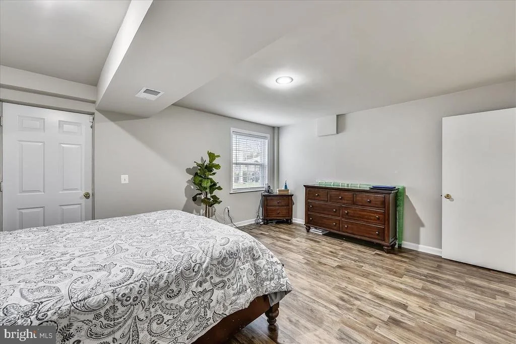 Photo of 9808 GREENVIEW LANE
