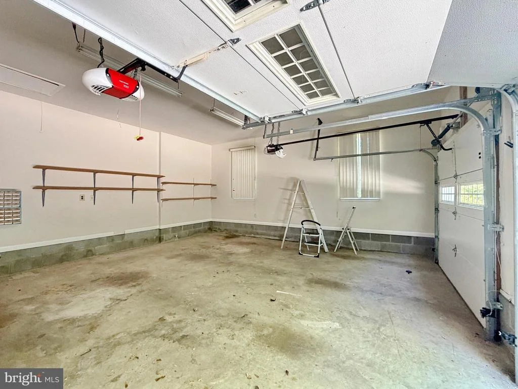 Photo of 6499 AURA DRIVE