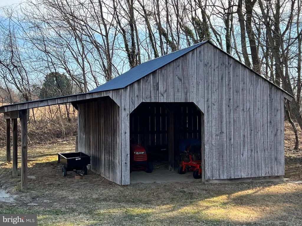 Photo of 9150 MACKALL ROAD