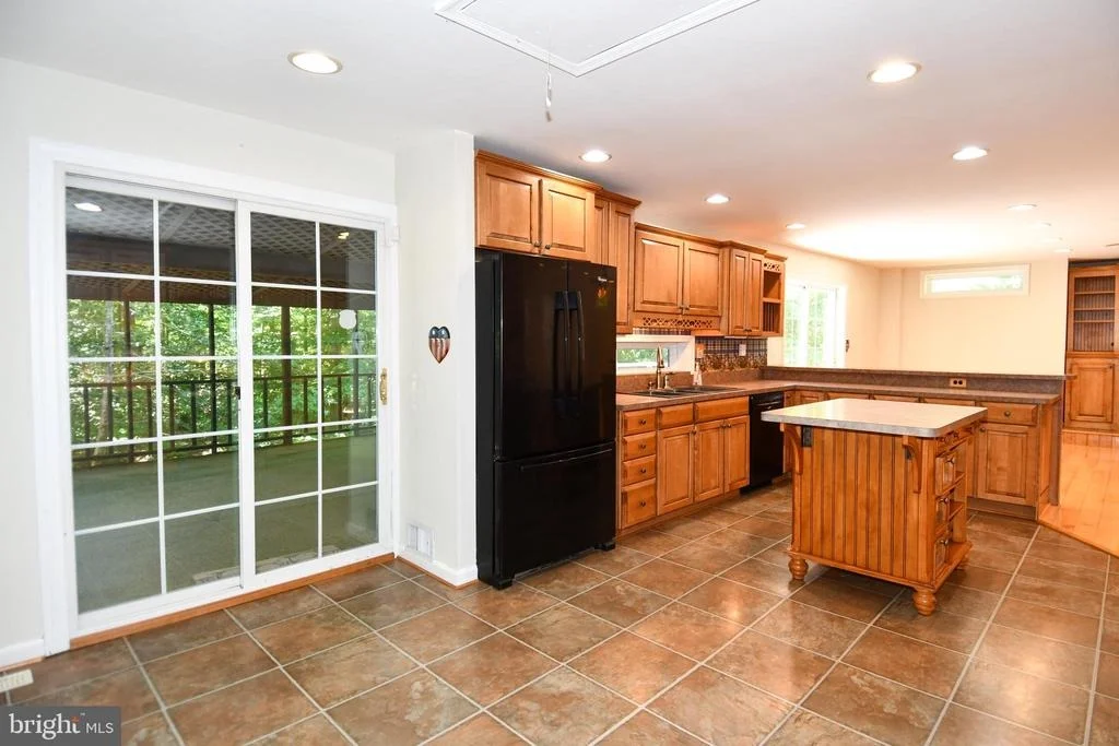 Photo of 8870 BROOK DRIVE