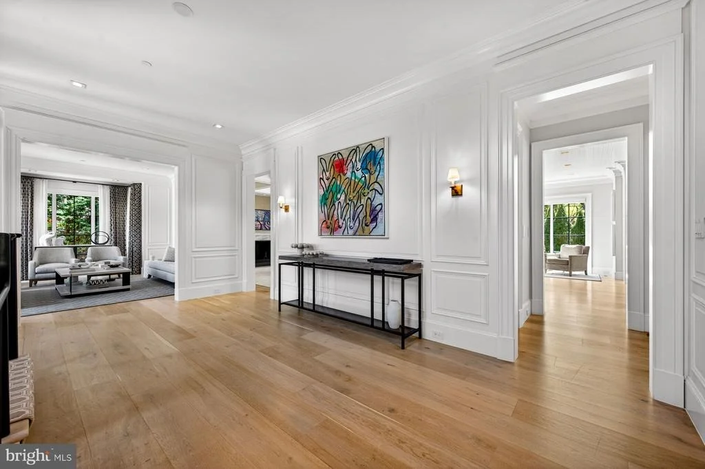 Photo of 4432 CHESTNUT LANE NW