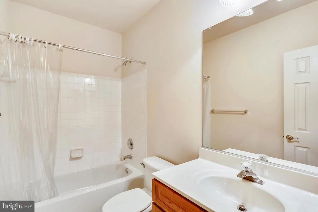 Photo of 16813 HARBOUR TOWN DRIVE