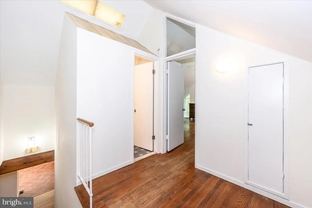 Photo of 9441 HOLBROOK