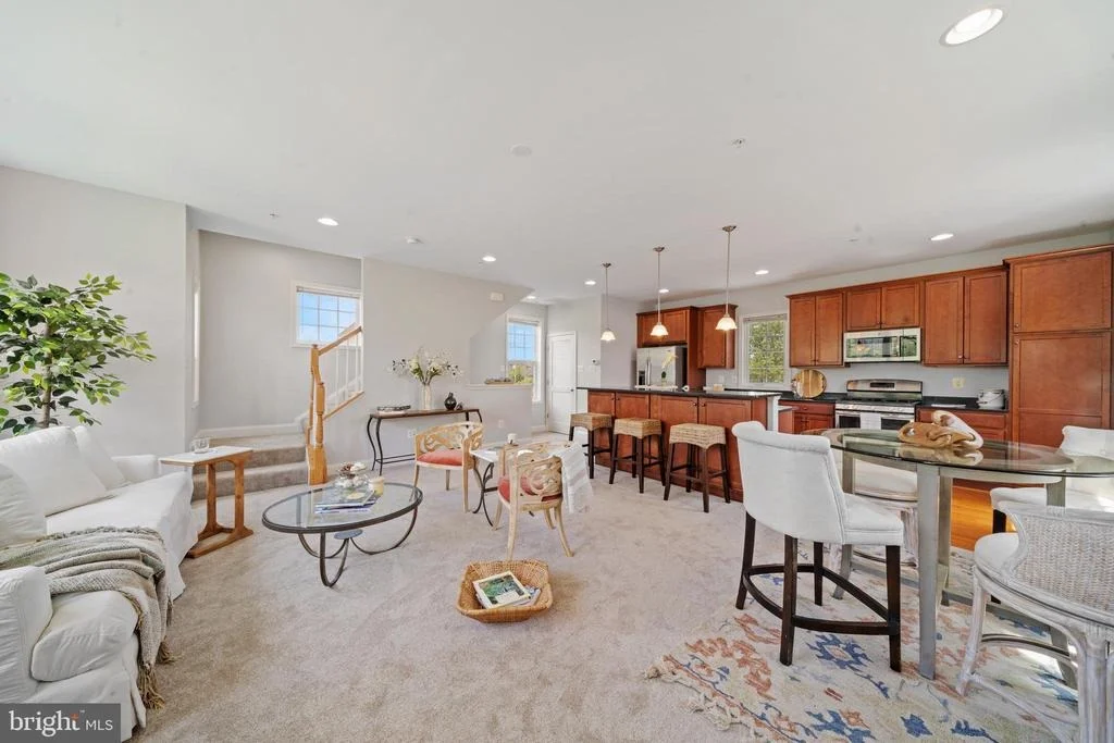 Photo of 304 PARKVIEW AVENUE