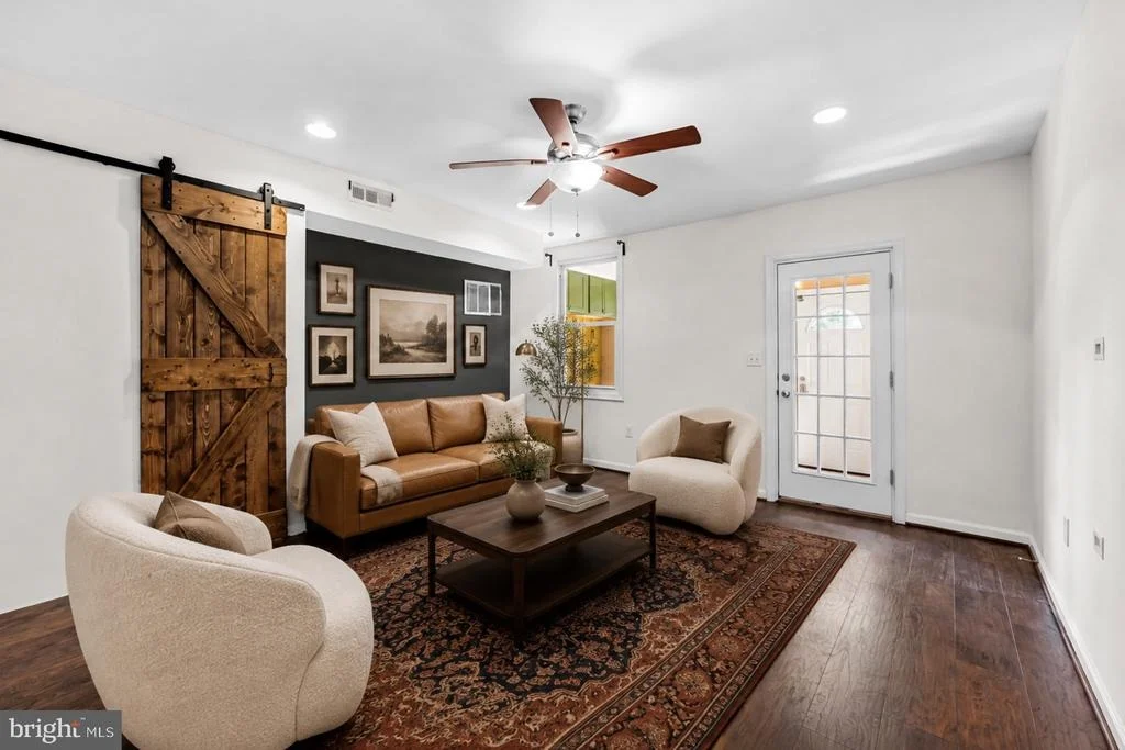 Photo of 806 DARBY STREET