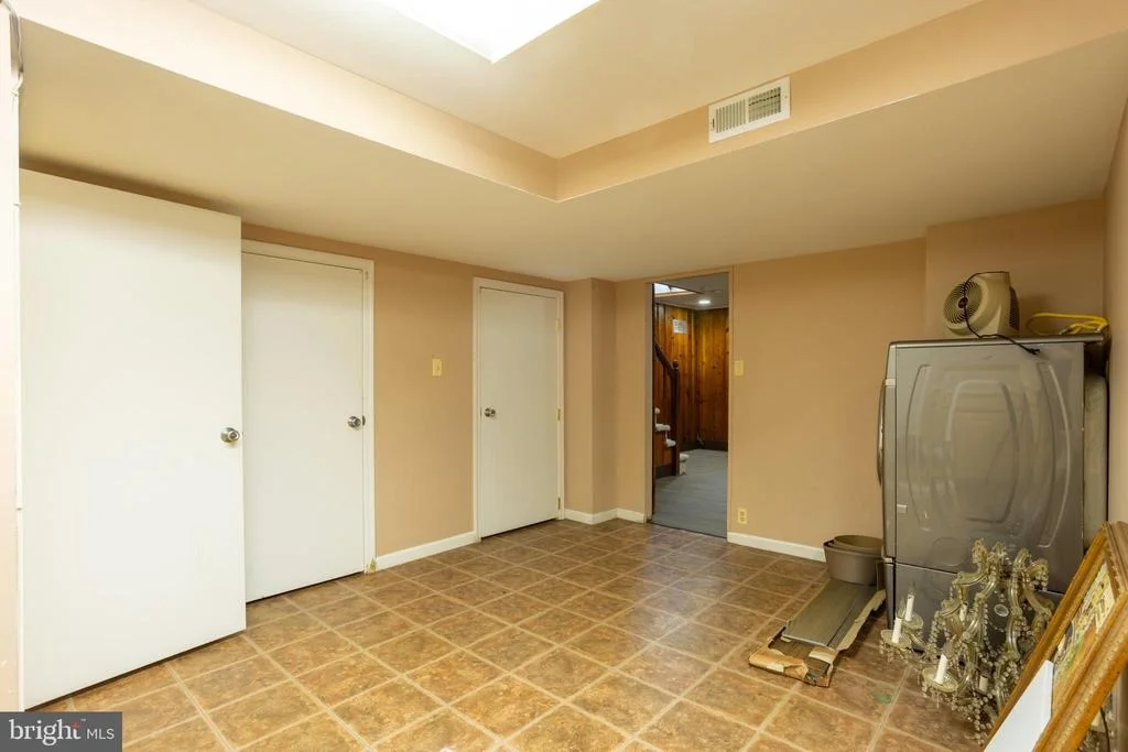 Photo of 3306 LABYRINTH ROAD