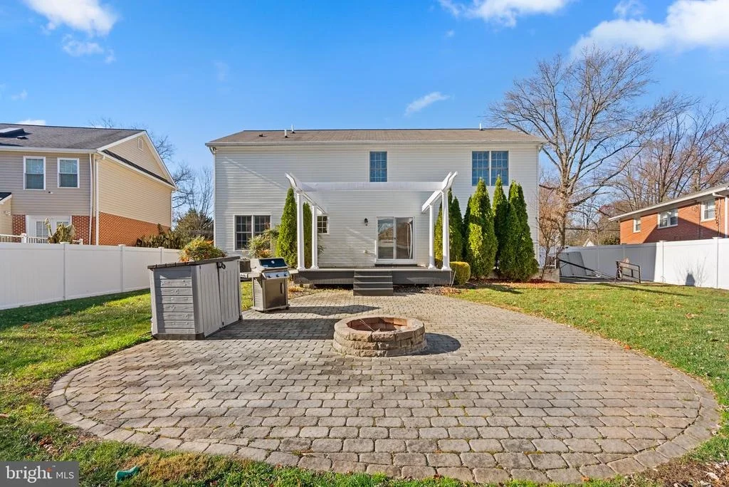 Photo of 1117 CRESTHAVEN DRIVE