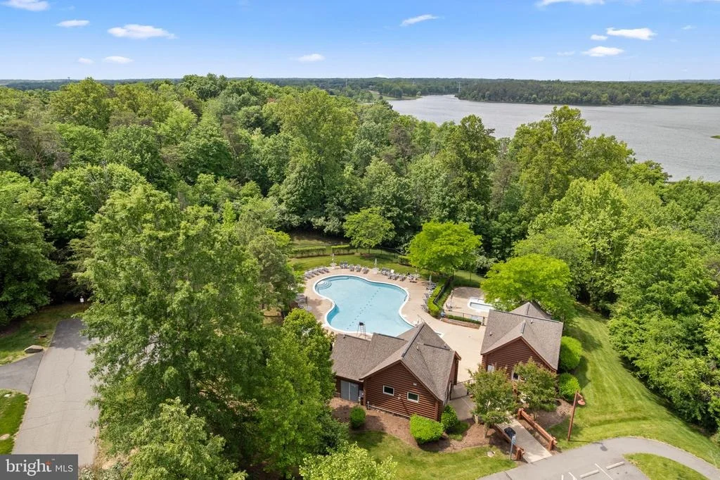 Photo of 8328 PINE KNOTT COURT