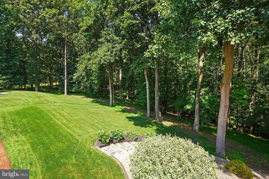Photo of 616 SILVERSTONE COURT