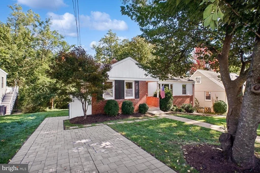 Photo of 2811 OLD DOMINION BOULEVARD