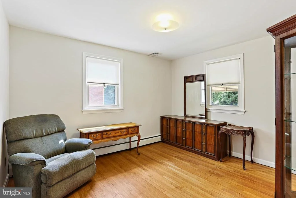 Photo of 7214 EARL DRIVE