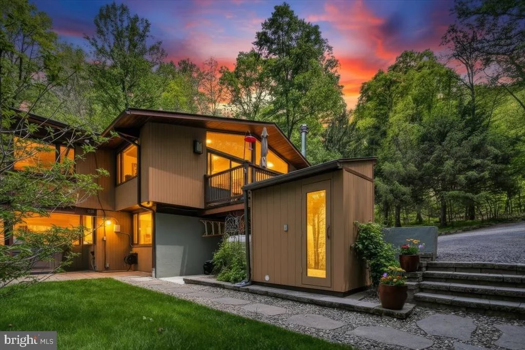 Photo of 1904 NOBLES MILL ROAD