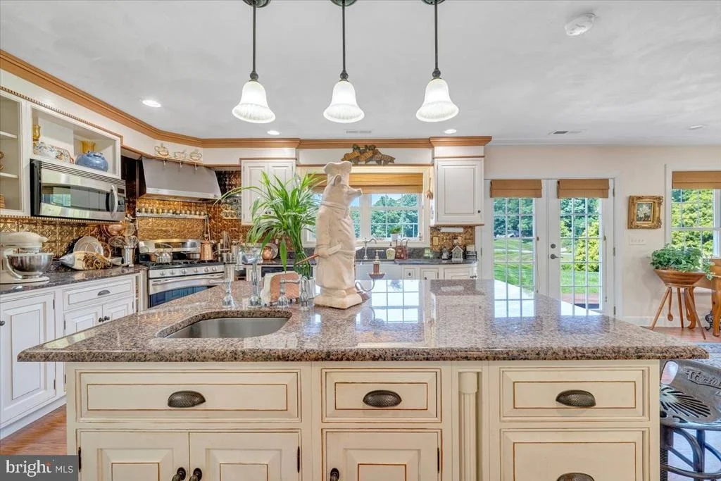 Photo of 2170 LONE IVY ROAD