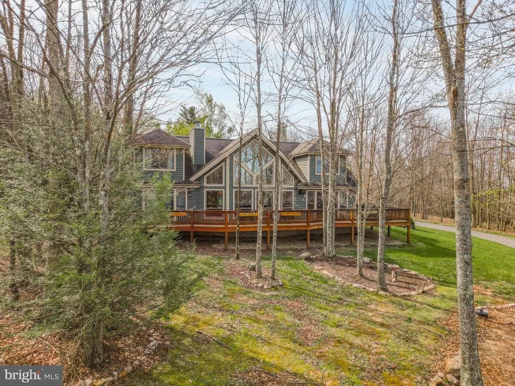 Photo of 128 BRIDGEVIEW LANE