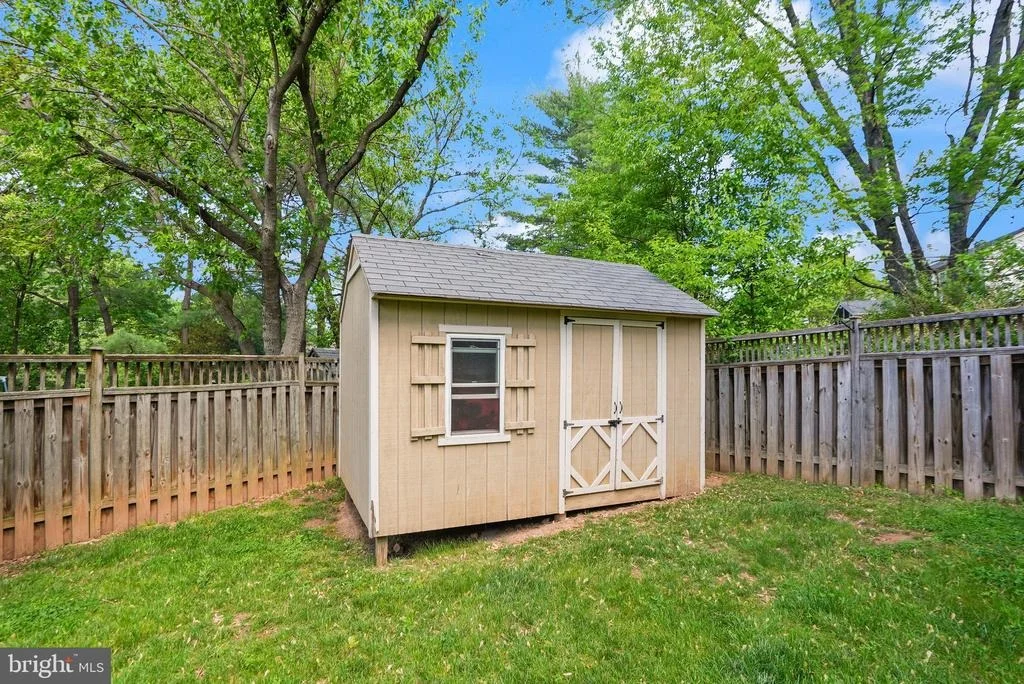 Photo of 2592 JOHN MILTON DRIVE