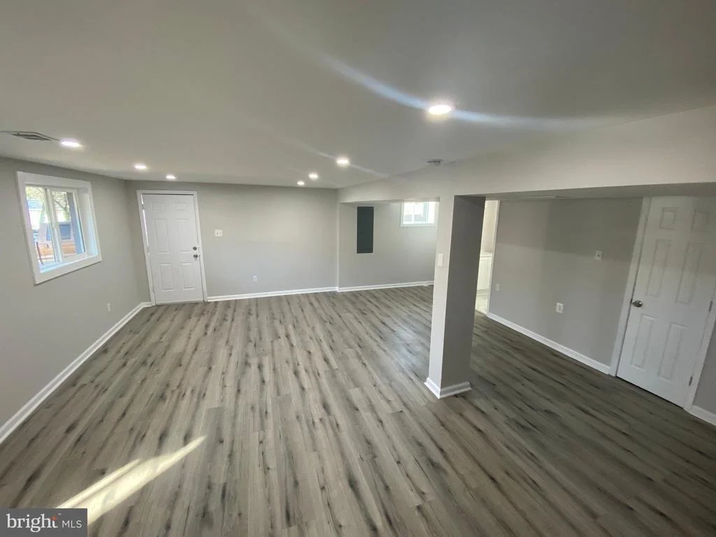 Photo of 9209 ROLLING VIEW DRIVE
