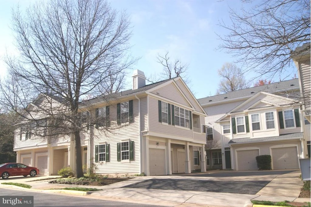 Photo of Unit 165 at 1305 WINDLEAF DRIVE