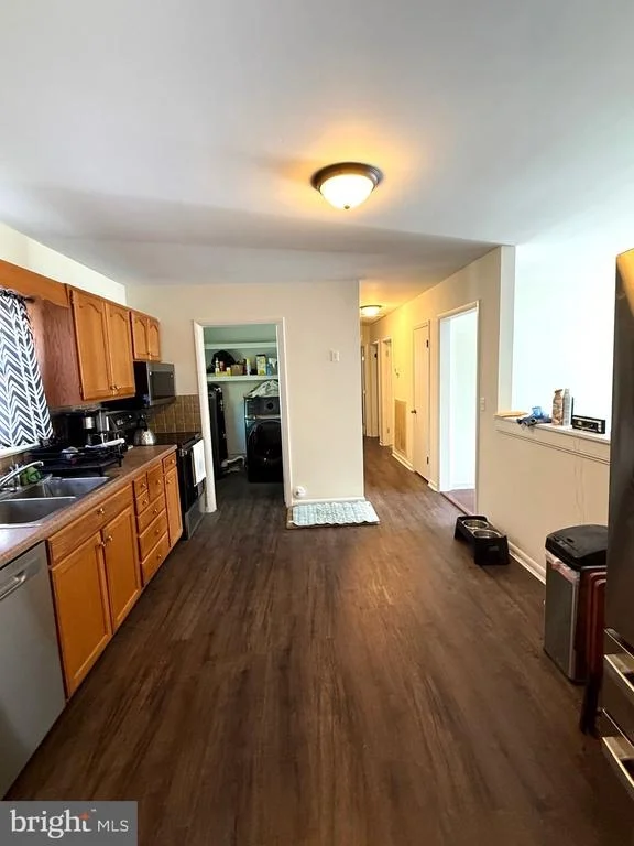 Photo of 104 WALDEN DRIVE
