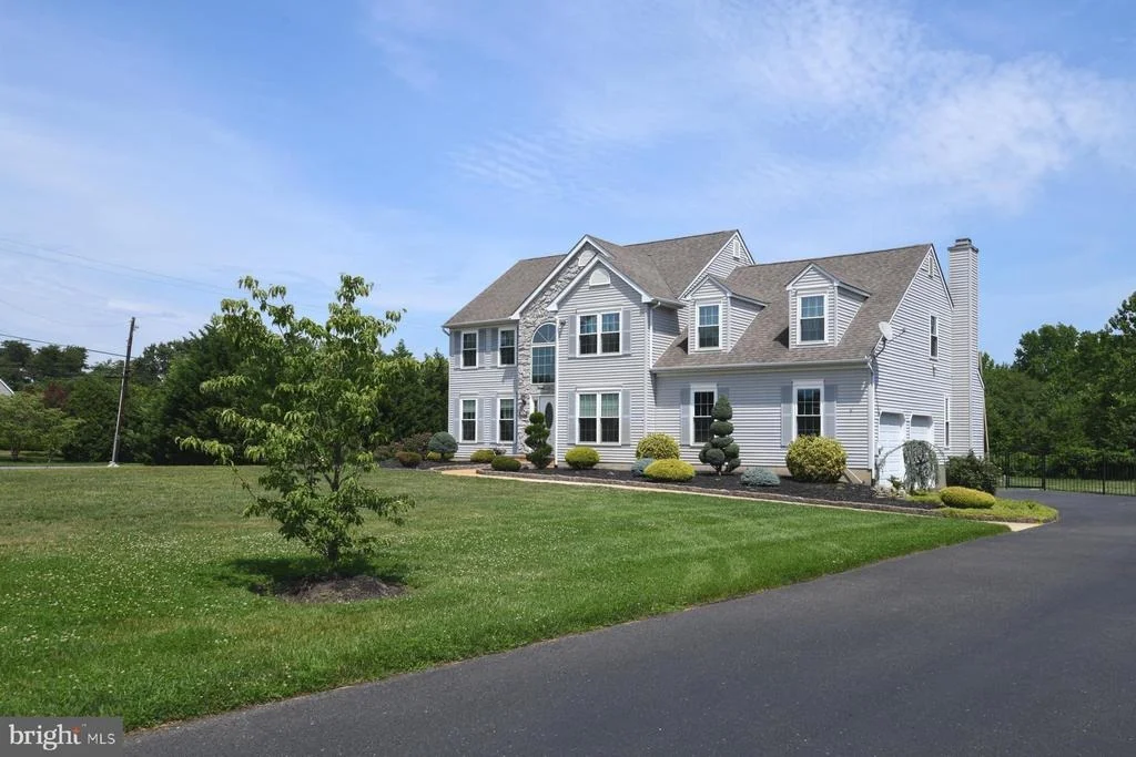 Photo of 106 KIRSCHLING DRIVE