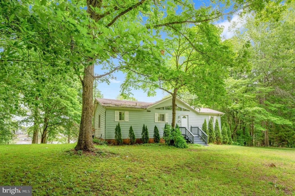 Photo of 303 PINE DRIVE