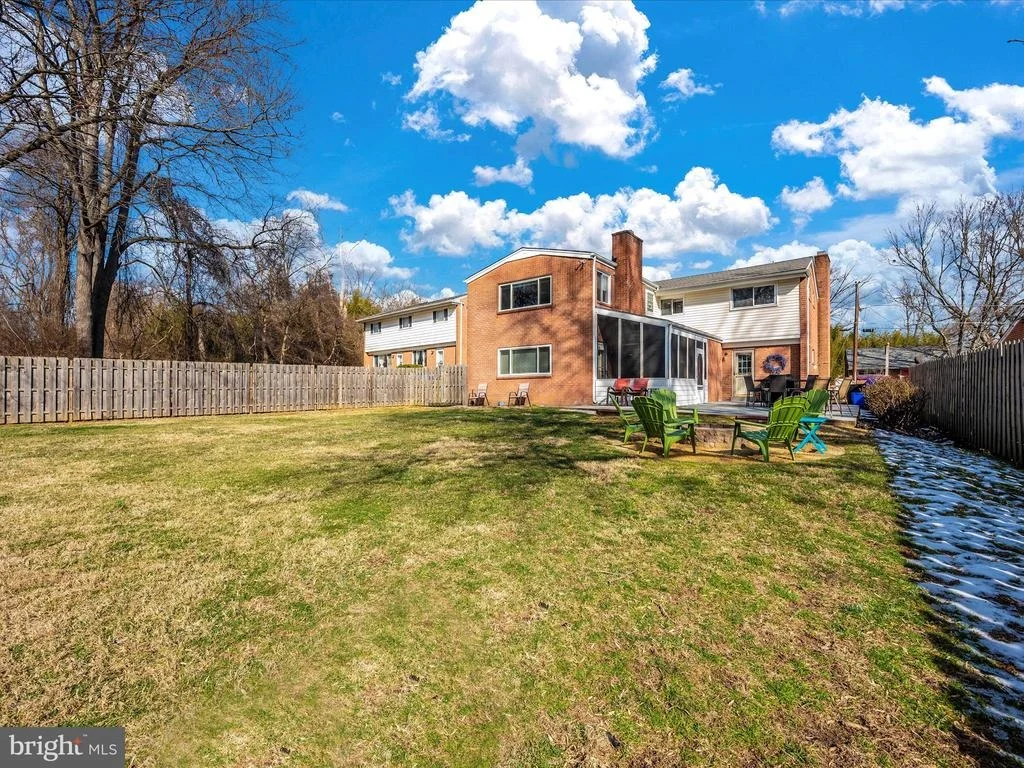 Photo of 13206 BLUHILL ROAD