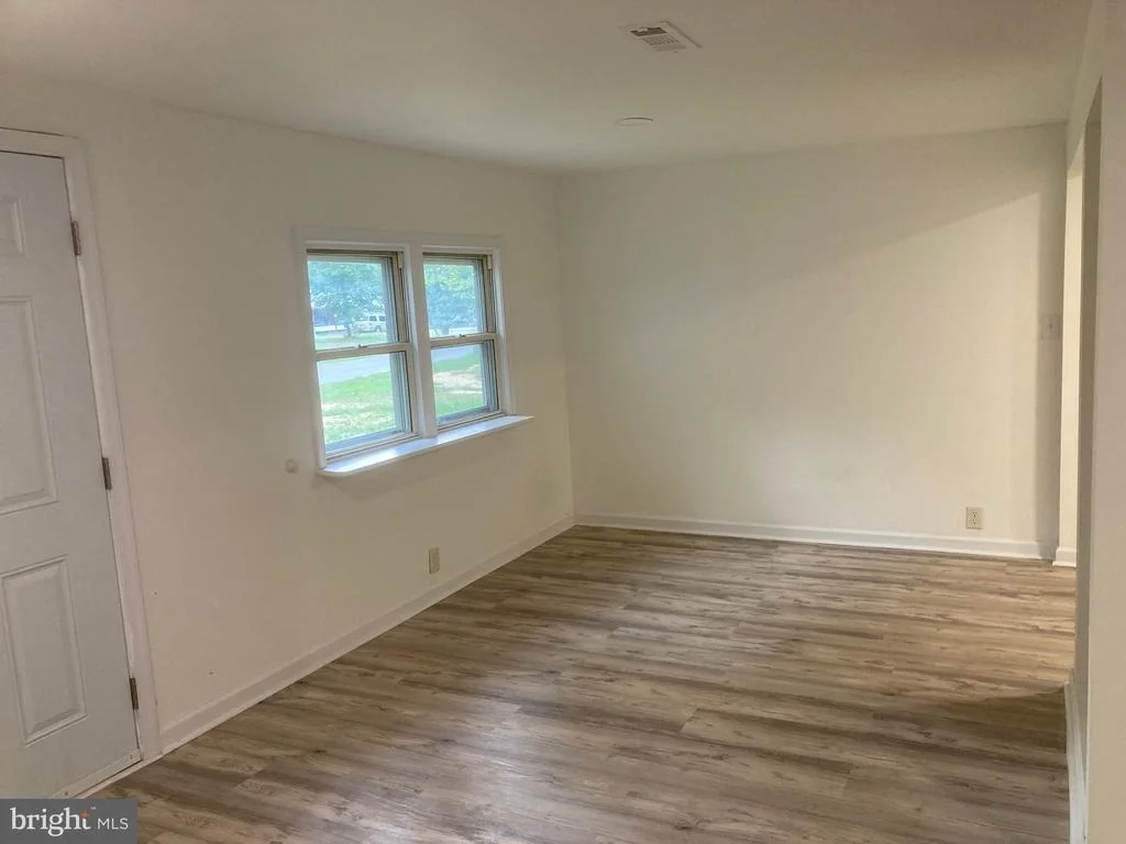 Photo of 389 STEVENSON DRIVE