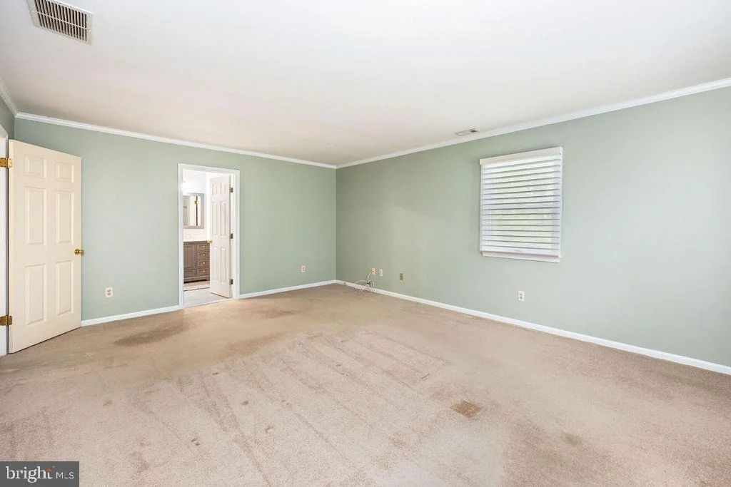 Photo of 8928 LYNCH DRIVE