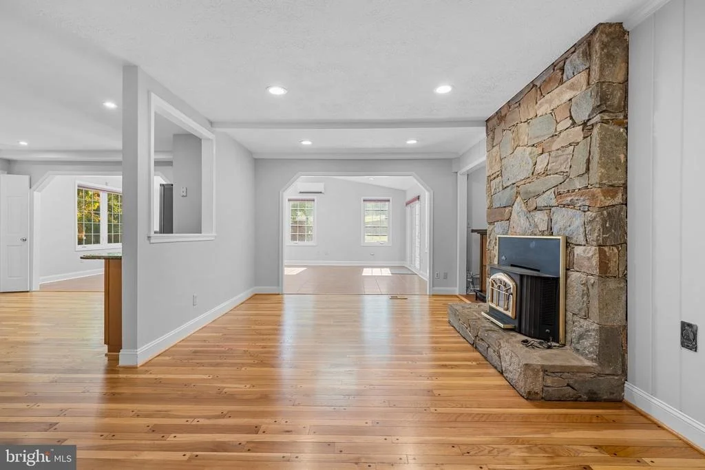 Photo of 14221 NORTHWYN DRIVE