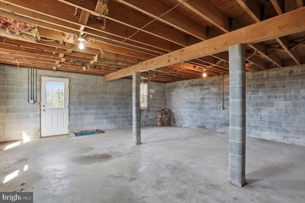 Photo of 1629 DAHLGREN ROAD