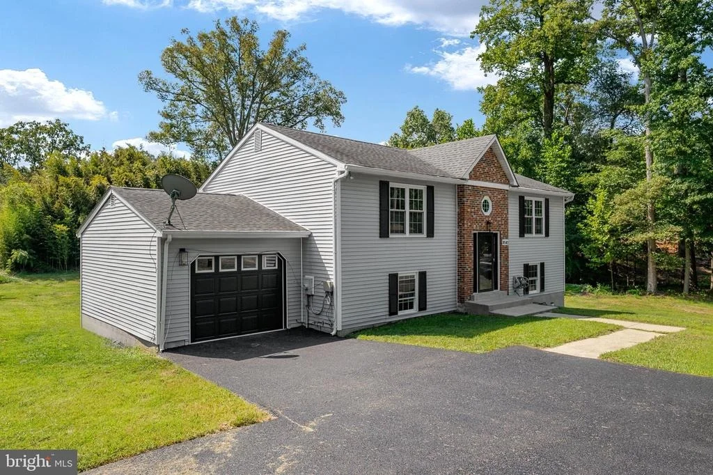 Photo of 8510 SCHULTZ ROAD