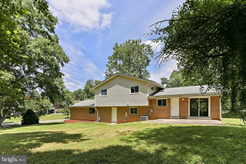 Photo of 13324 SHERWOOD FOREST DRIVE