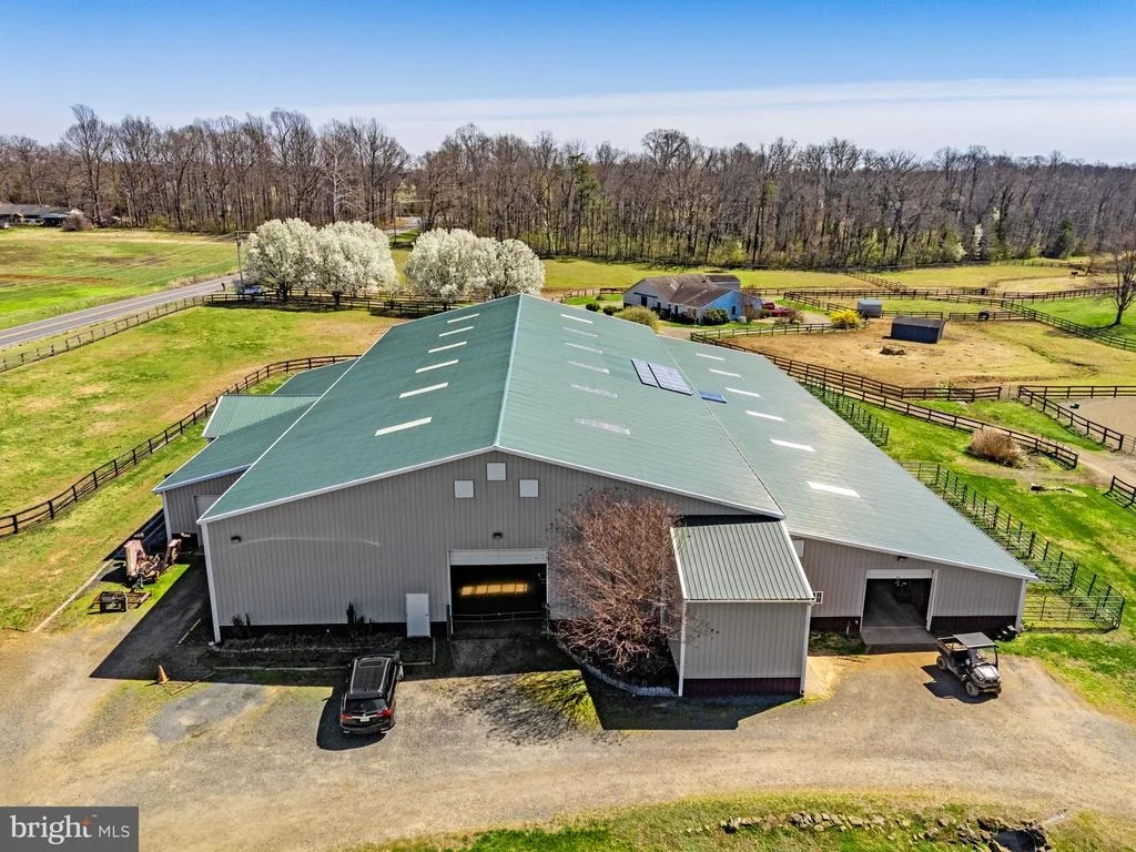 Photo of 7453 OPAL ROAD