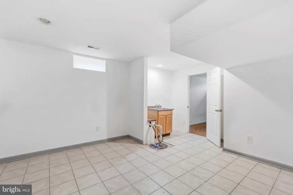 Photo of 9260 MATTHEW DRIVE