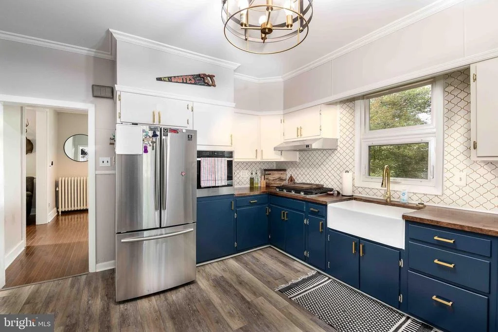 Photo of 1823 MAYFIELD AVENUE