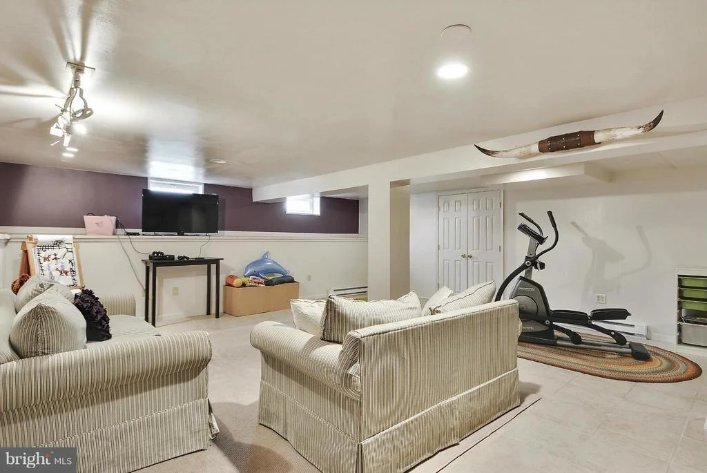 Photo of 7810 SPOUT SPRING ROAD