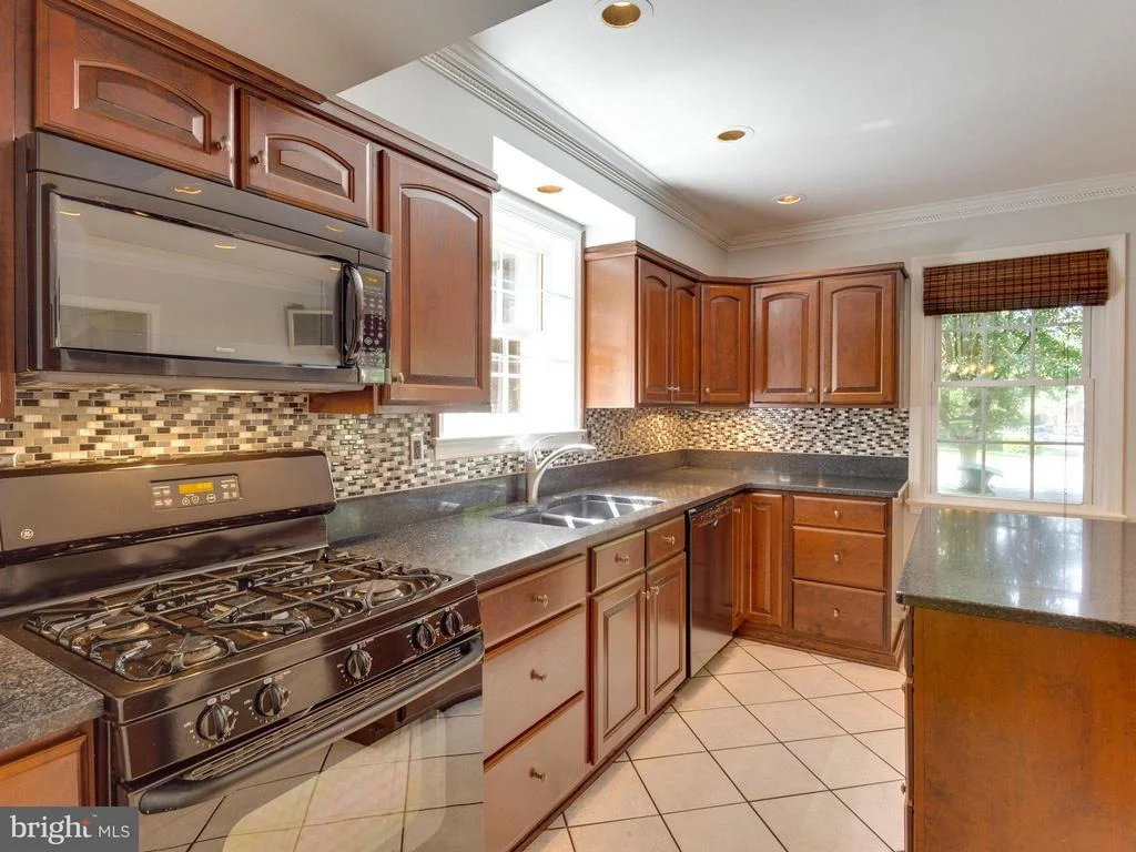 Photo of 8932 STARK ROAD