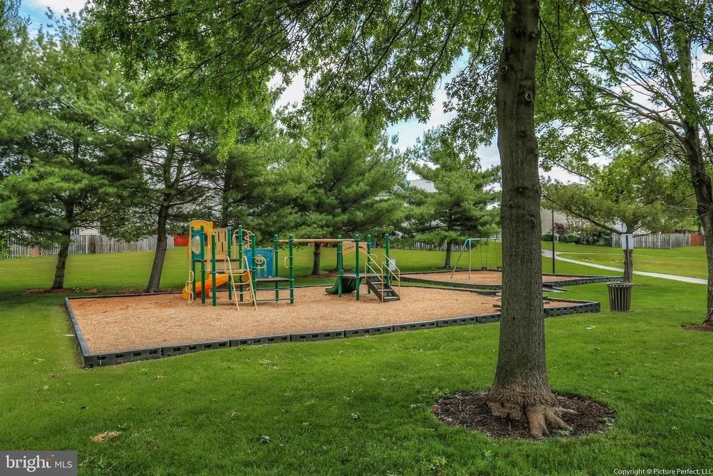 Photo of 6622 GOOSEANDER COURT