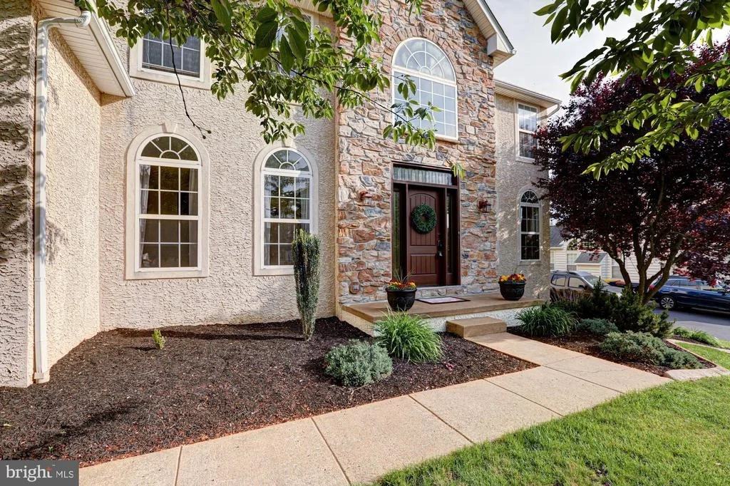Photo of 123 WILLOW GROVE MILL DRIVE
