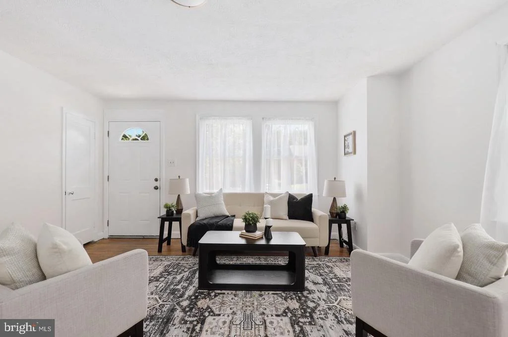 Photo of 7 LODGE ROAD