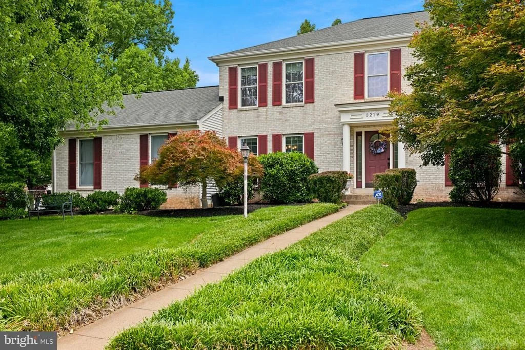 Photo of 3219 GRASSMERE COURT