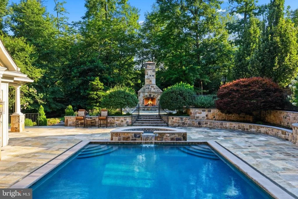 Photo of 1239 DALEVIEW DRIVE